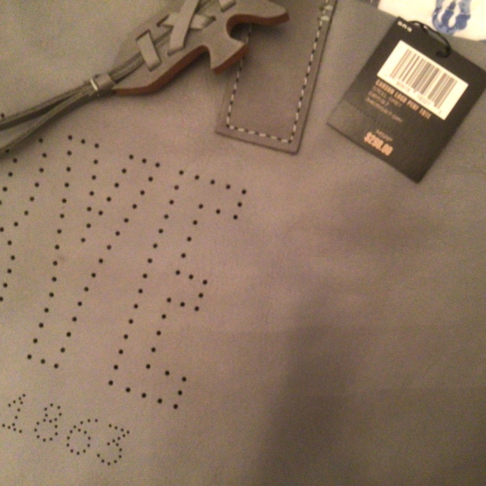 NWT FRYE CARSON LOGO PERFORATED TOTE - Picture 3 of 6